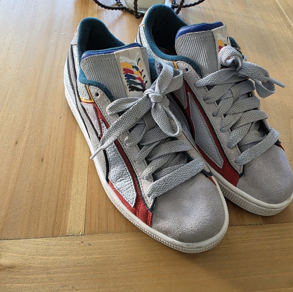 Puma Size 6 Suede Layers New Heritage Gray white Varsity Green 390591-01